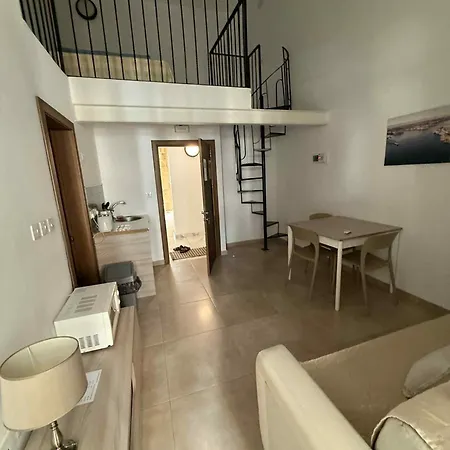 Palazzo Leonardo Apartment Floriana