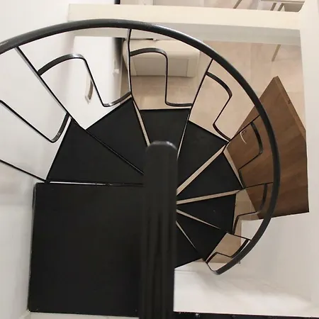 Palazzo Leonardo * フロリアーナ